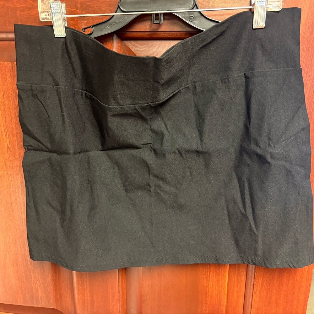 BRAND NEW W/O TAGS DEB’S 1X PLUS SIZE NEVER WORN BLACK TIERED MINI SKIRT